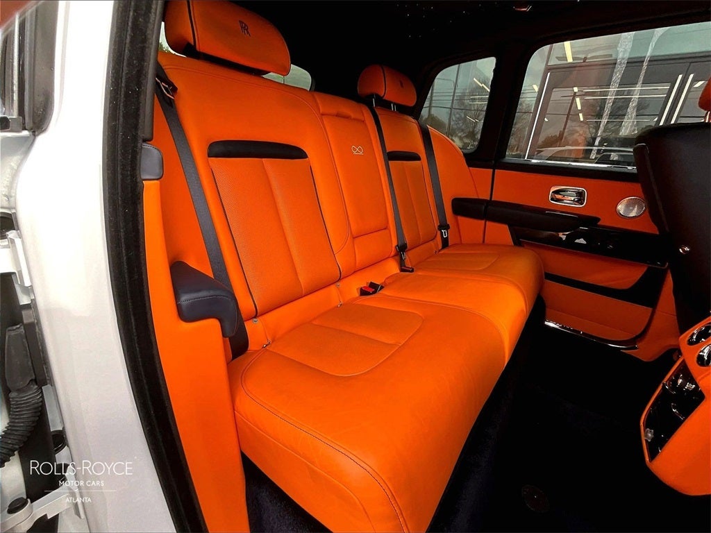 2021 Rolls-Royce Cullinan ....Black Badge!!