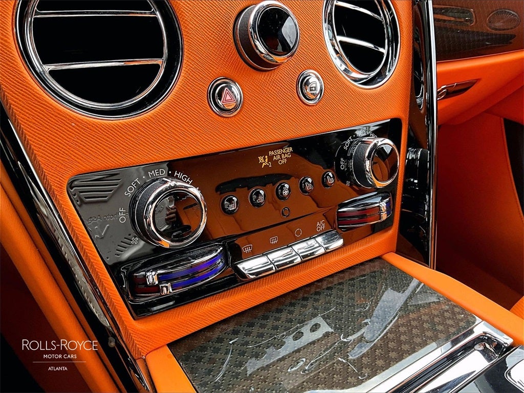 2021 Rolls-Royce Cullinan ....Black Badge!!