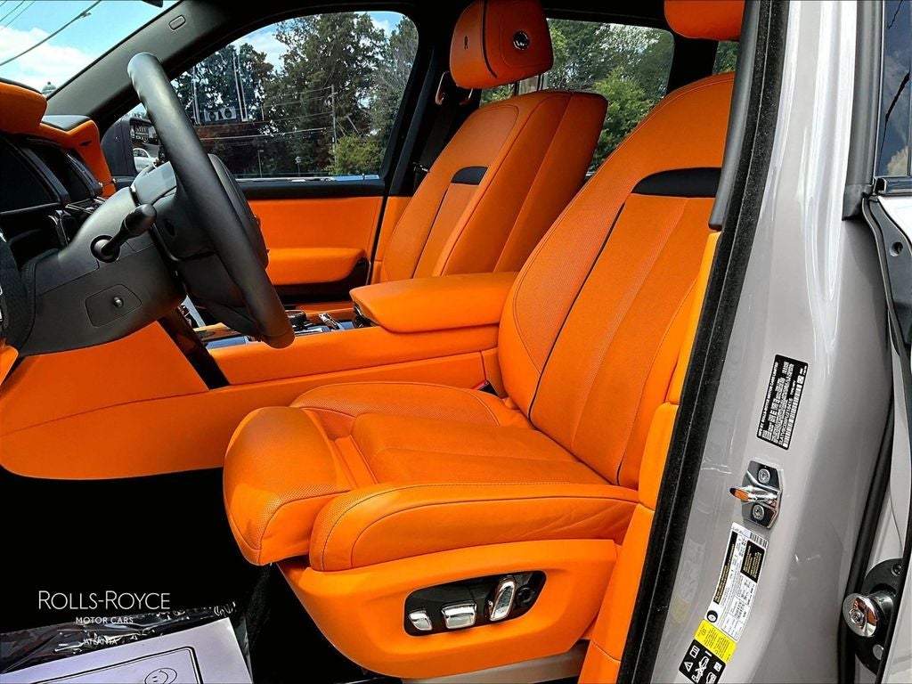 2023 Rolls-Royce Cullinan Black Badge ...Highly Desirable Interior!!
