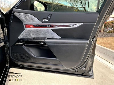 2023 BMW 7 Series 760i xDrive