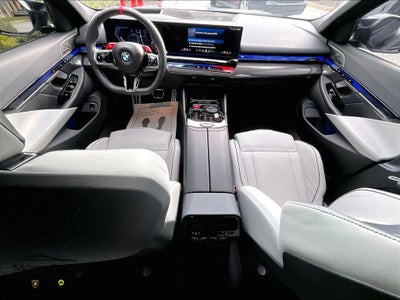 2025 BMW M5 Touring