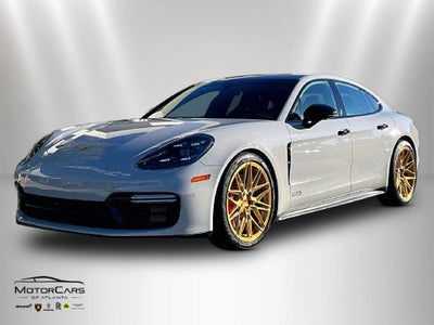 2019 Porsche Panamera GTS