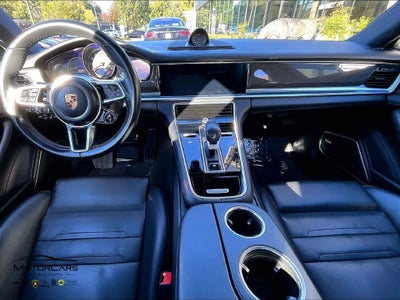 2019 Porsche Panamera GTS