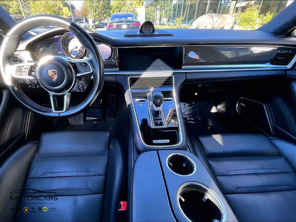 2019 Porsche Panamera GTS