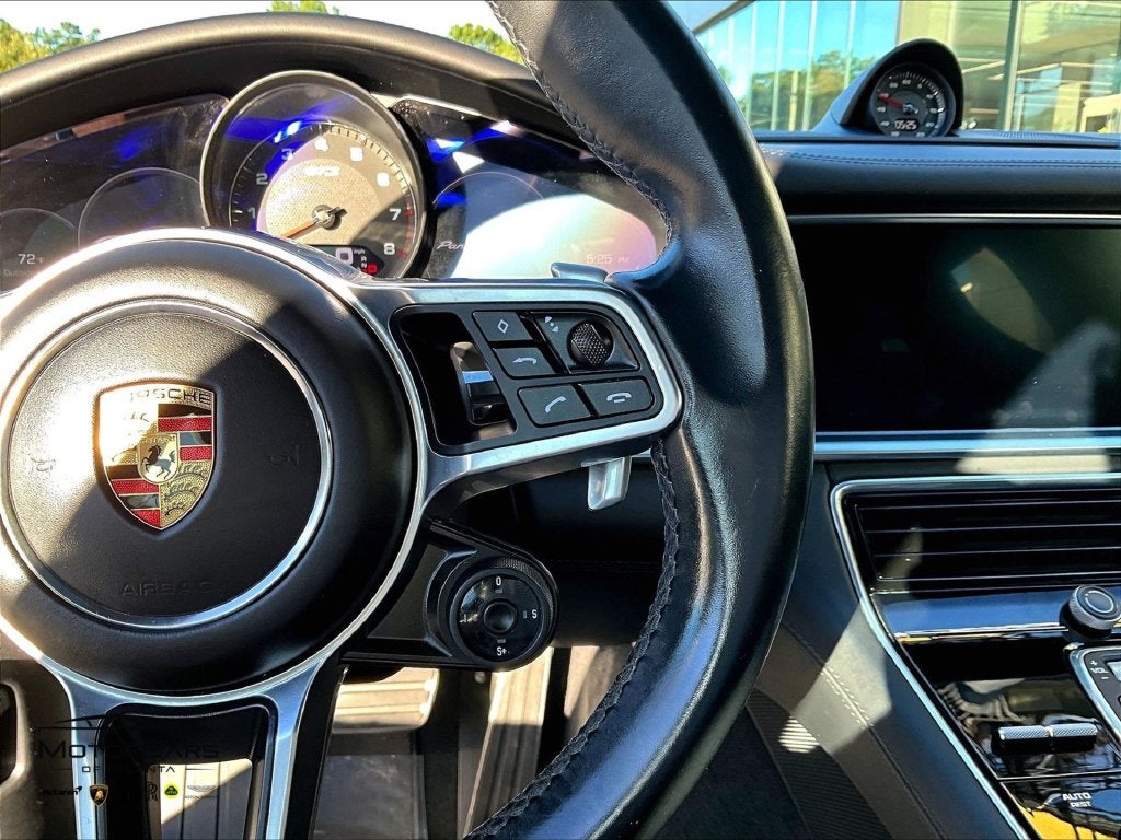 2019 Porsche Panamera GTS