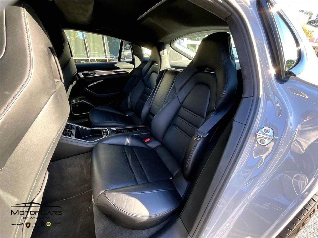 2019 Porsche Panamera GTS