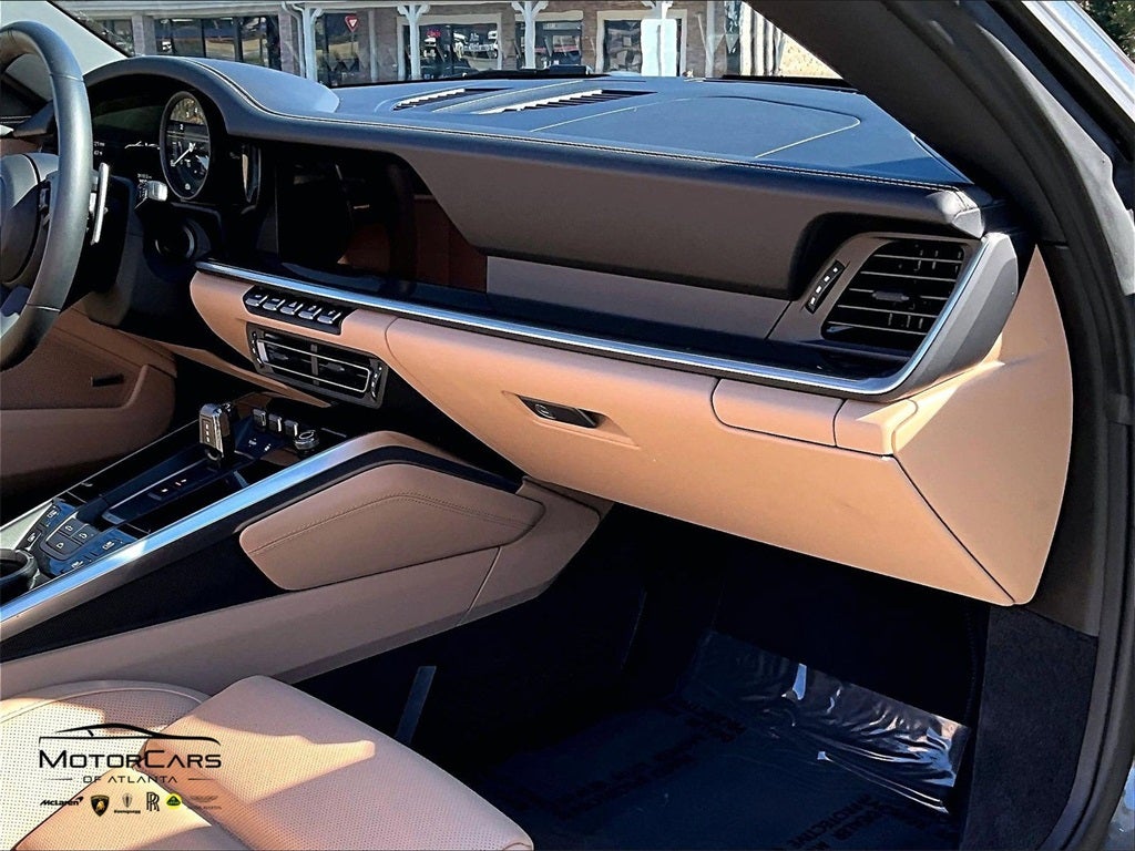 2024 Porsche 911 Carrera