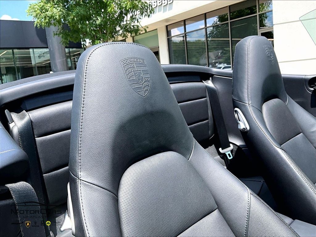 2016 Porsche 911 Carrera S Cabriolet 7-Speed
