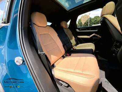 2026 Porsche Cayenne ...Premium Package Plus!!!