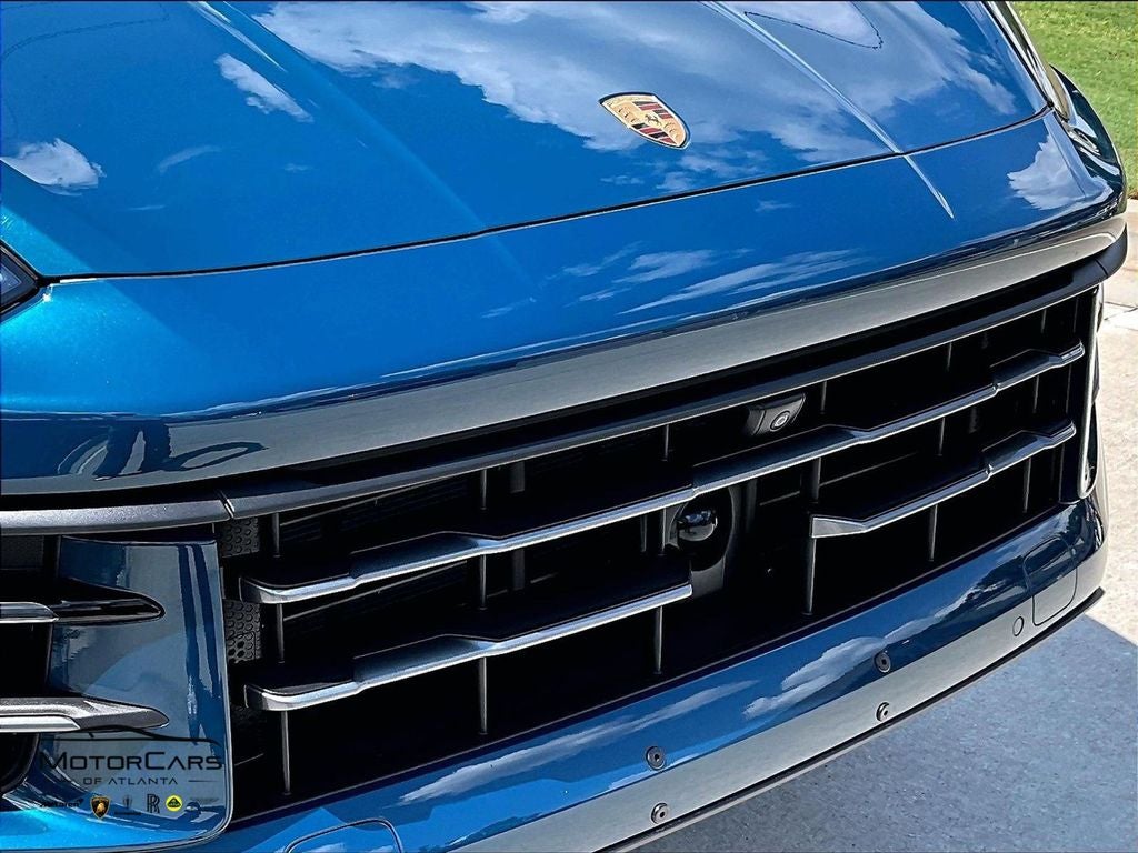 2026 Porsche Cayenne ...Premium Package Plus!!!