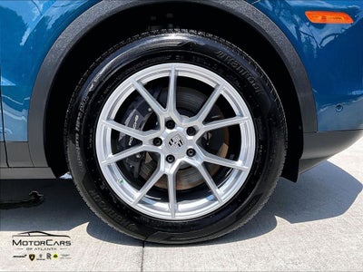 2026 Porsche Cayenne ...Premium Package Plus!!!