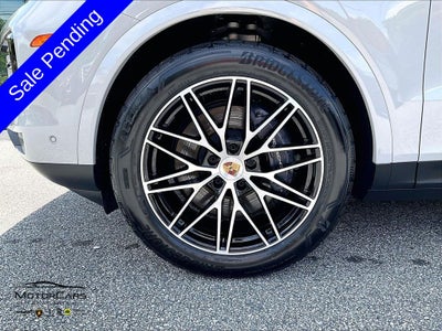 2026 Porsche Cayenne ...21-Inch RS Spyder Wheels!!!