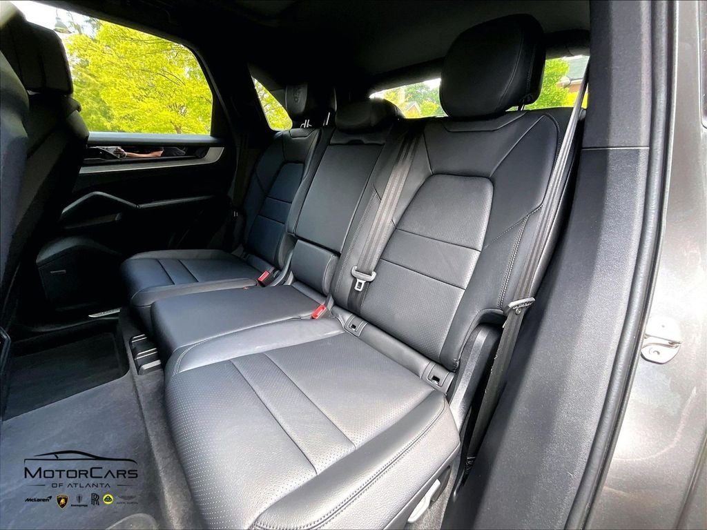 2026 Porsche Cayenne ...Premium Package Plus!!