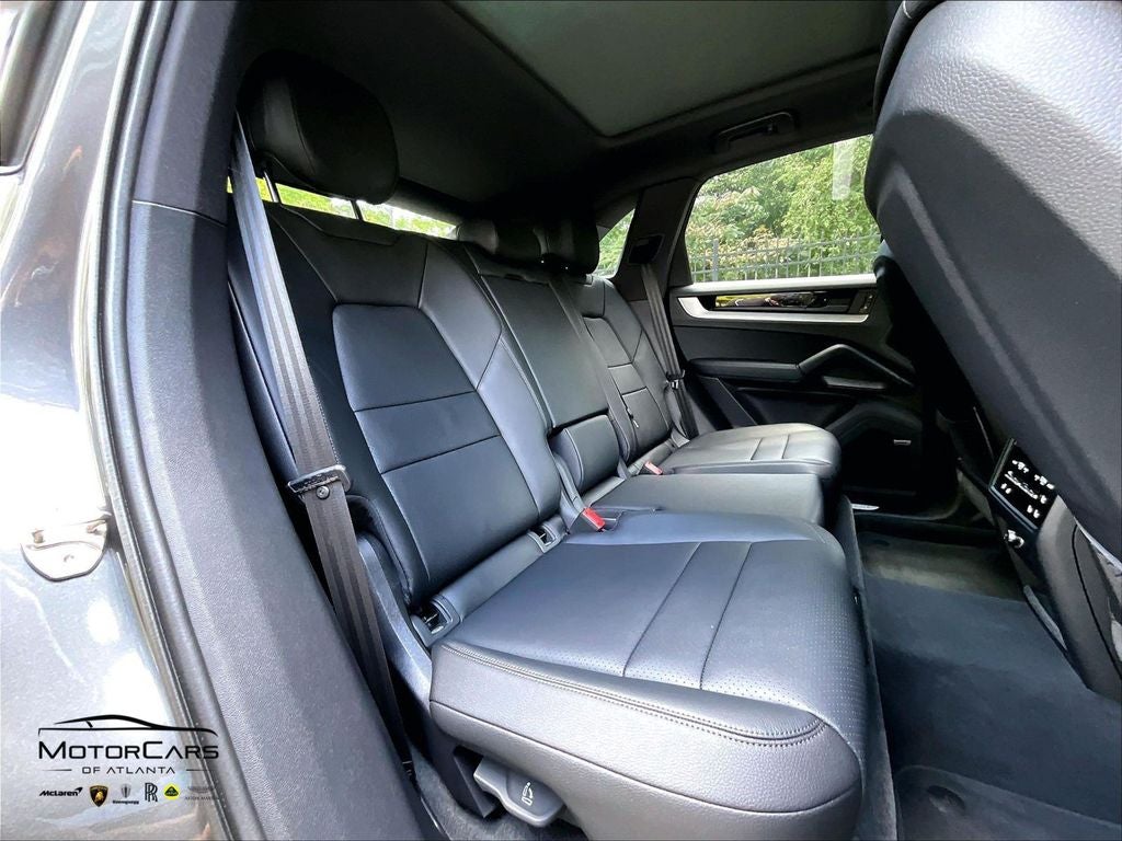 2026 Porsche Cayenne ...Premium Package Plus!!