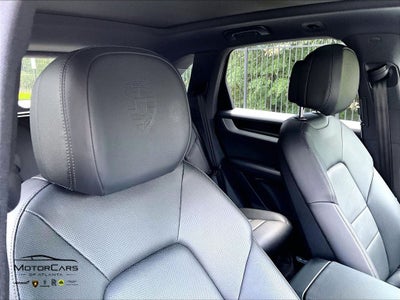2026 Porsche Cayenne ...Premium Package Plus!!