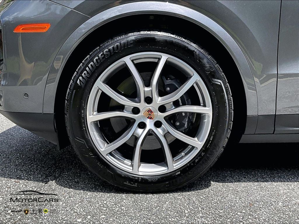 2026 Porsche Cayenne ...Premium Package Plus!!
