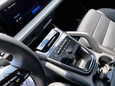 2026 Porsche Cayenne ...Premium Package!!!