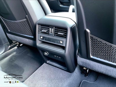 2026 Porsche Cayenne ...Premium Package!!!