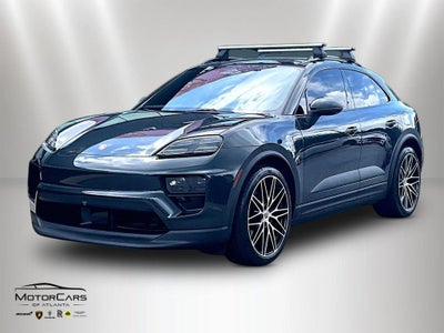 2026 Porsche Macan Electric ...RS Spyder Wheel Design!!