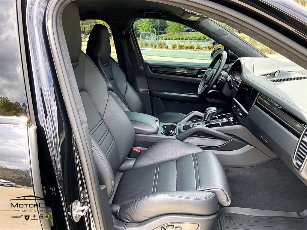 2022 Porsche Cayenne Coupe Turbo GT