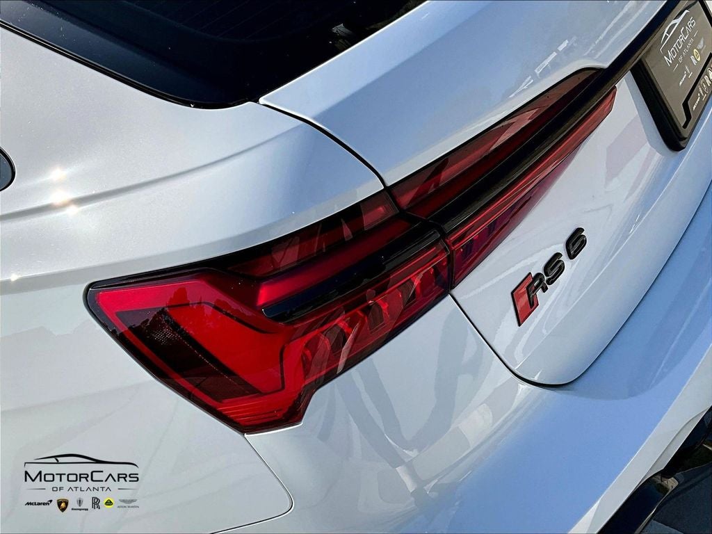 2022 Audi RS 6 4.2 ...Carbon Optic and RS Design Package!!!