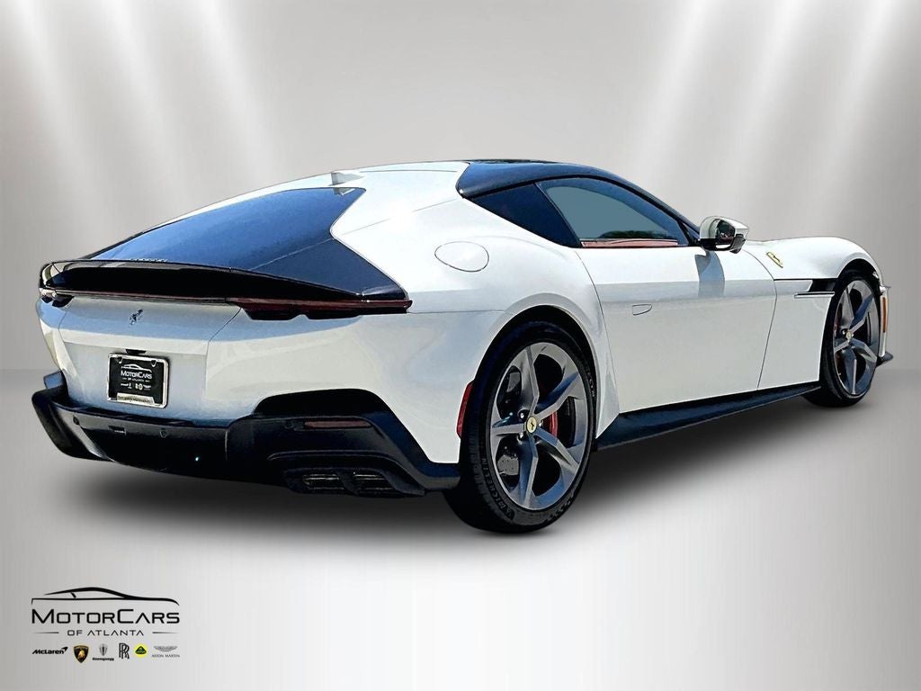 2026 Ferrari 12Cilindri Base