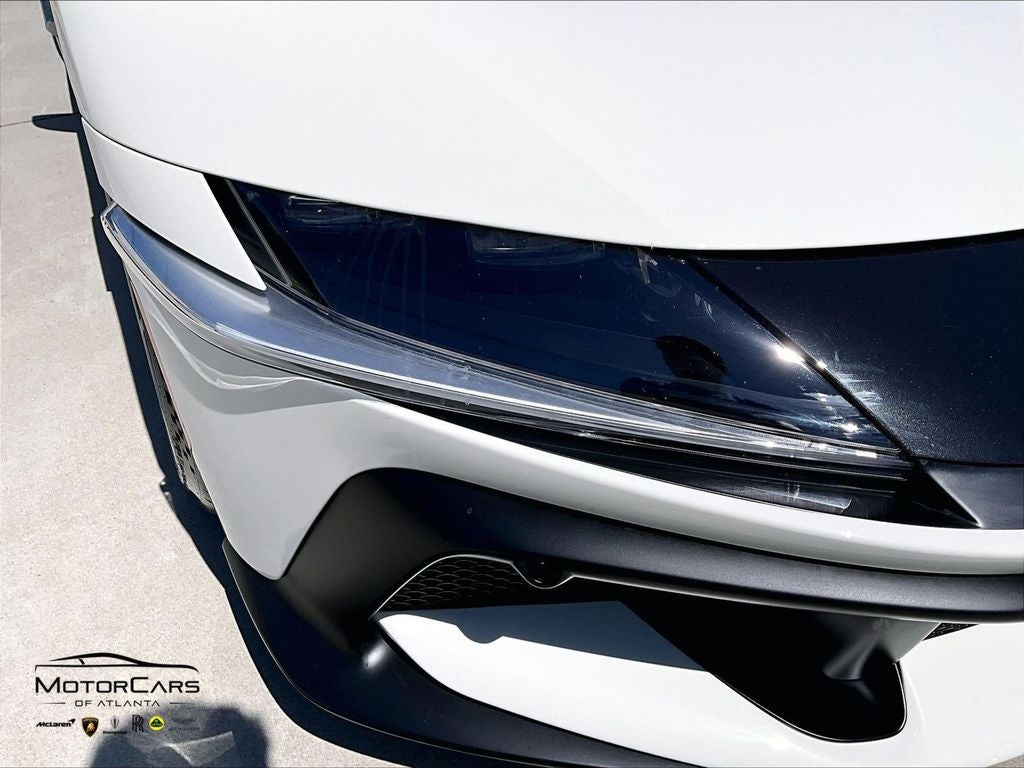 2026 Ferrari 12Cilindri Base