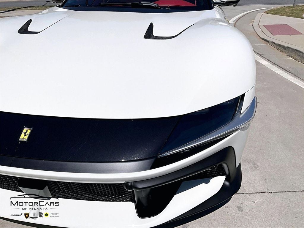 2026 Ferrari 12Cilindri Base