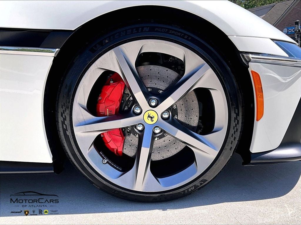 2026 Ferrari 12Cilindri Base