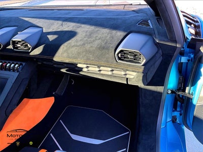 2022 Lamborghini Huracan STO Base