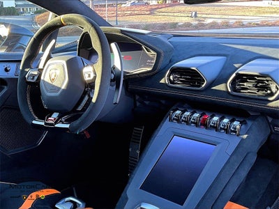 2022 Lamborghini Huracan STO Base