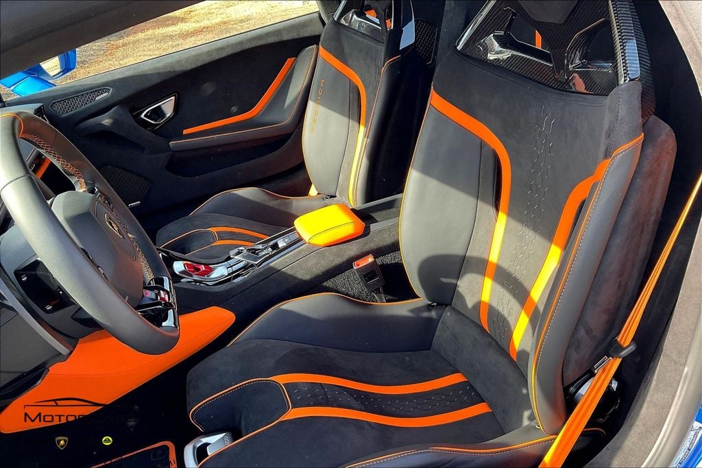 2024 Lamborghini Huracan Tecnica Base