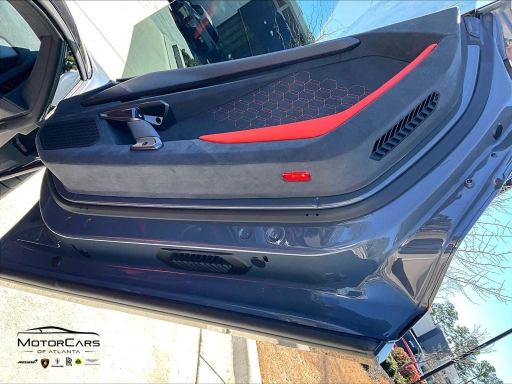 2025 Lamborghini Revuelto Alpha ....880k MSRP!