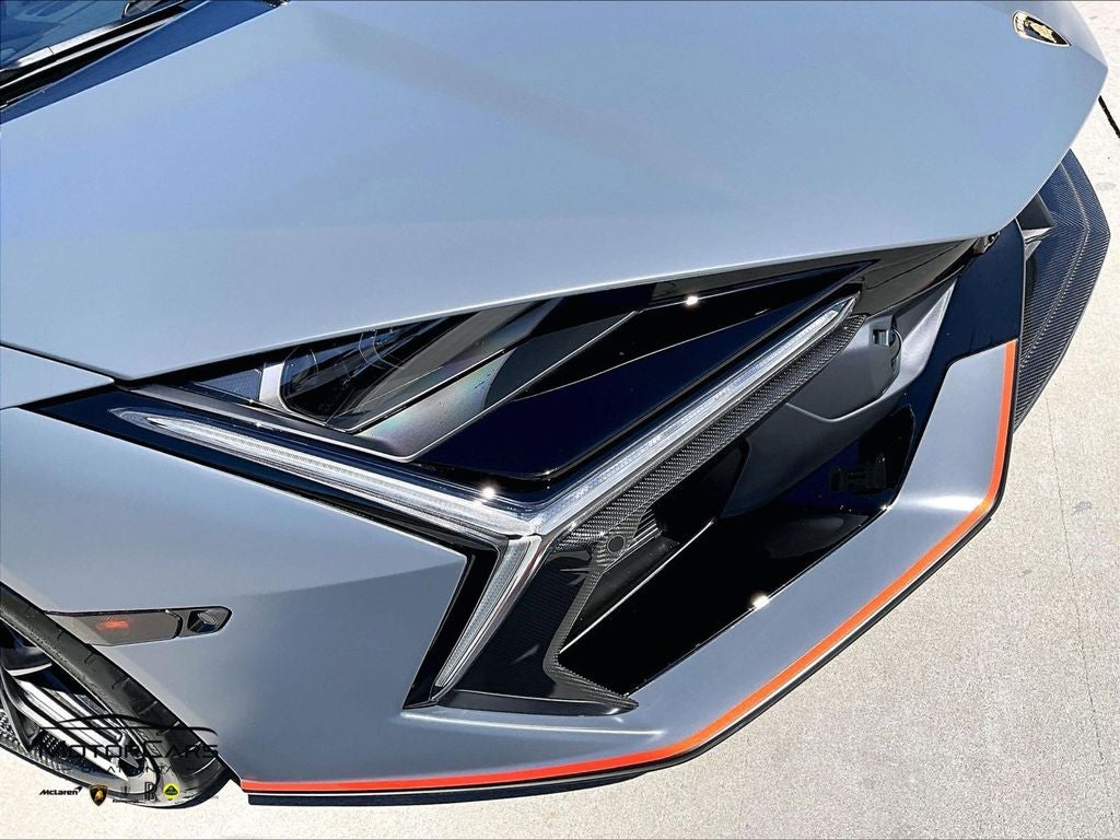 2025 Lamborghini Revuelto Alpha ....880k MSRP!