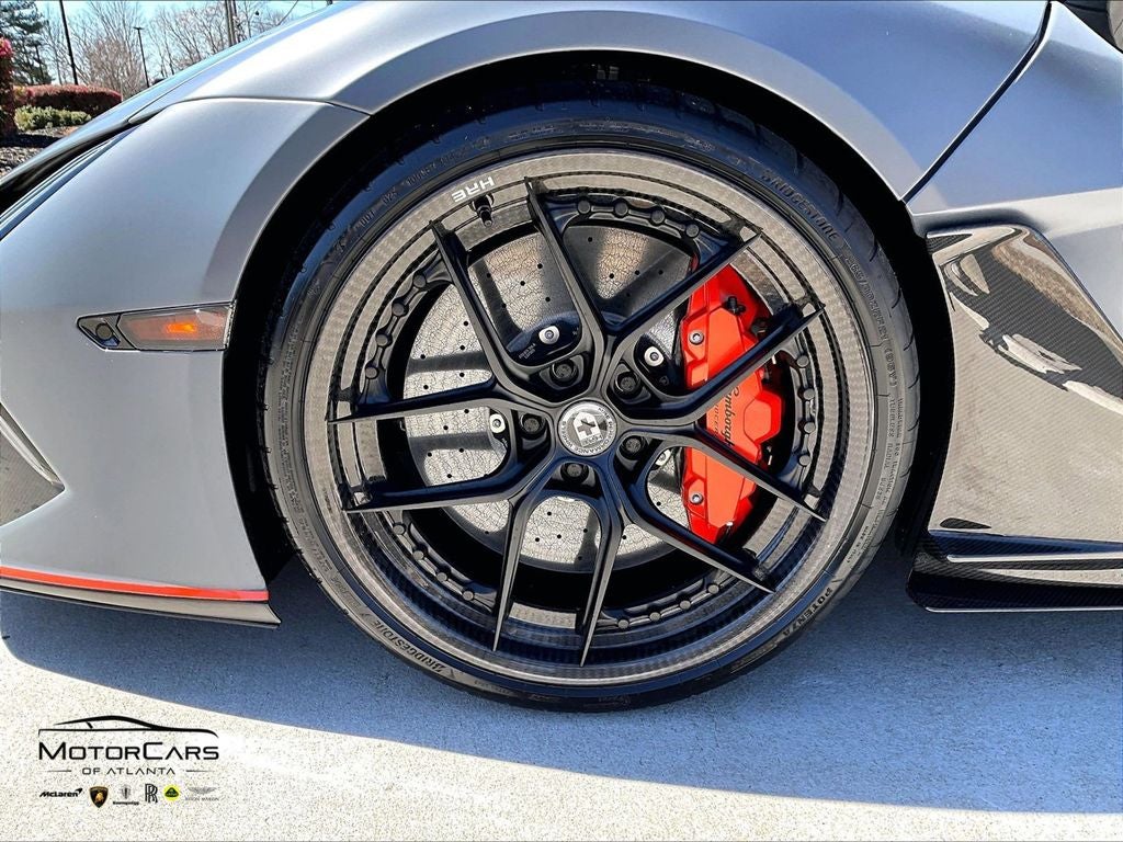 2025 Lamborghini Revuelto Alpha ....880k MSRP!