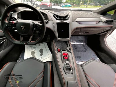 2026 Lamborghini Revuelto Base