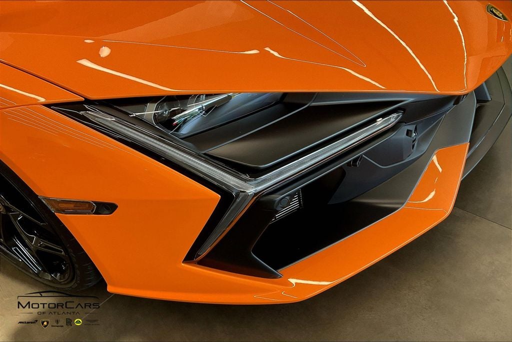 2024 Lamborghini Revuelto Base