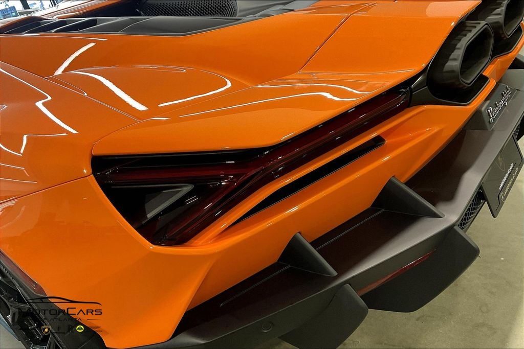 2024 Lamborghini Revuelto Base