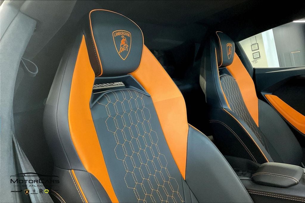 2024 Lamborghini Revuelto Base