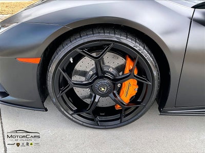 2020 Lamborghini Huracan EVO Base