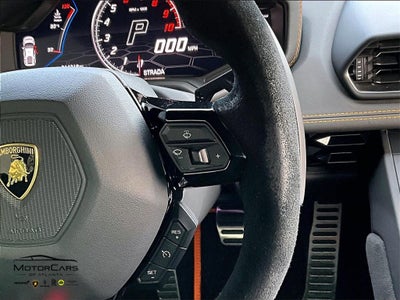 2020 Lamborghini Huracan EVO Base
