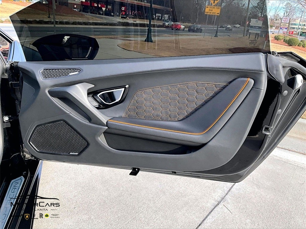 2020 Lamborghini Huracan EVO Base