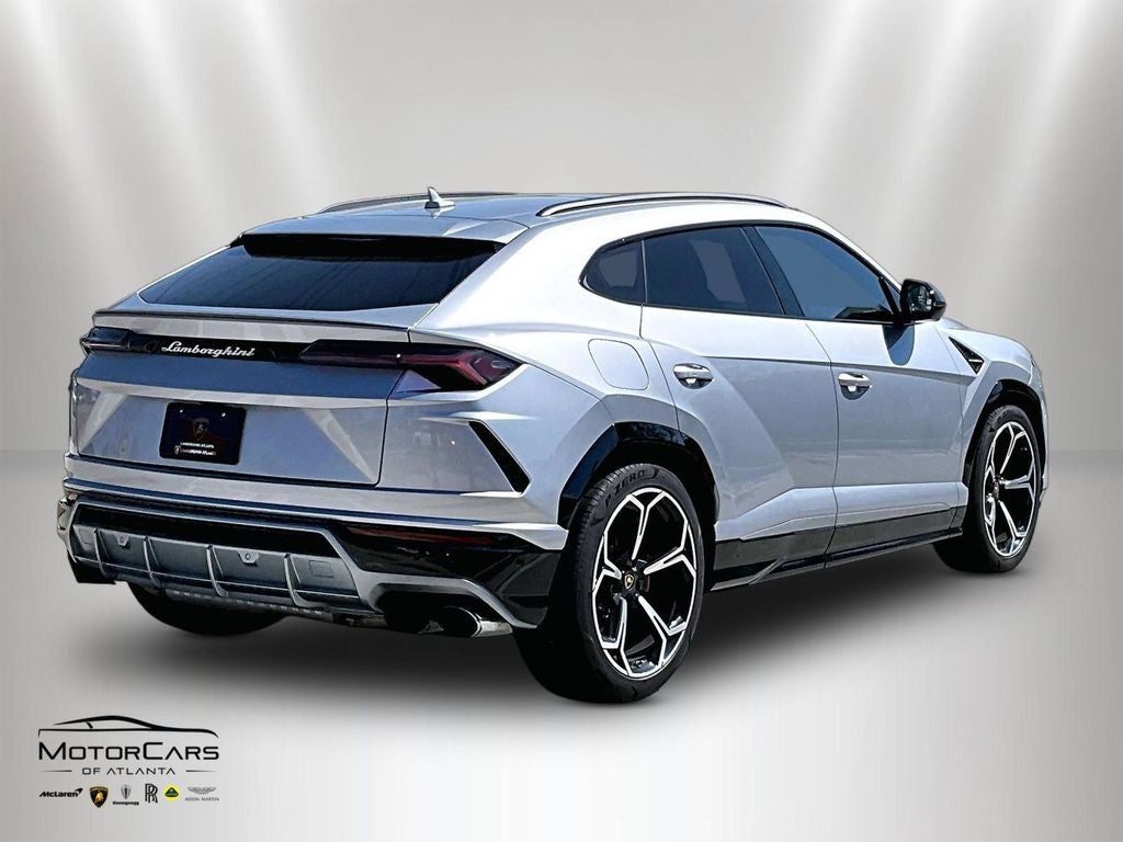 2020 Lamborghini Urus Base