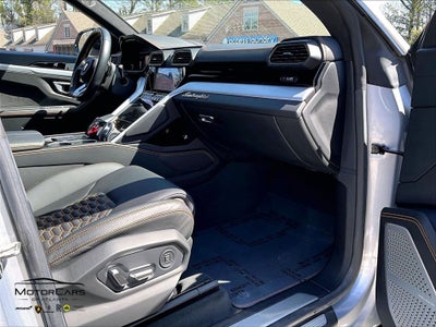 2020 Lamborghini Urus Base