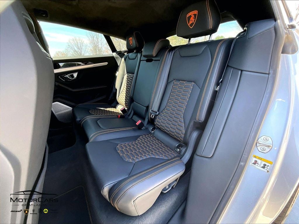 2020 Lamborghini Urus Base