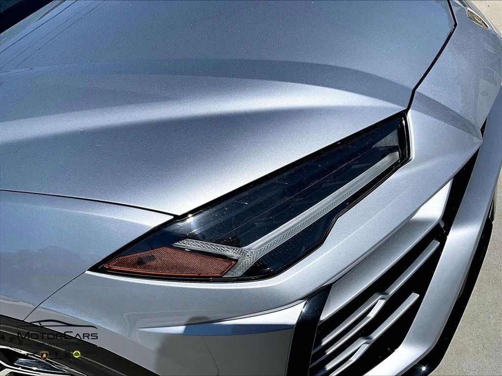 2020 Lamborghini Urus Base