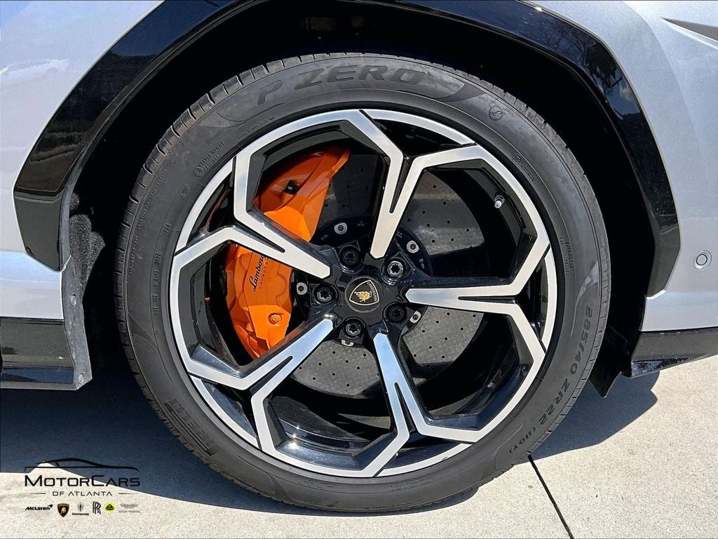 2020 Lamborghini Urus Base