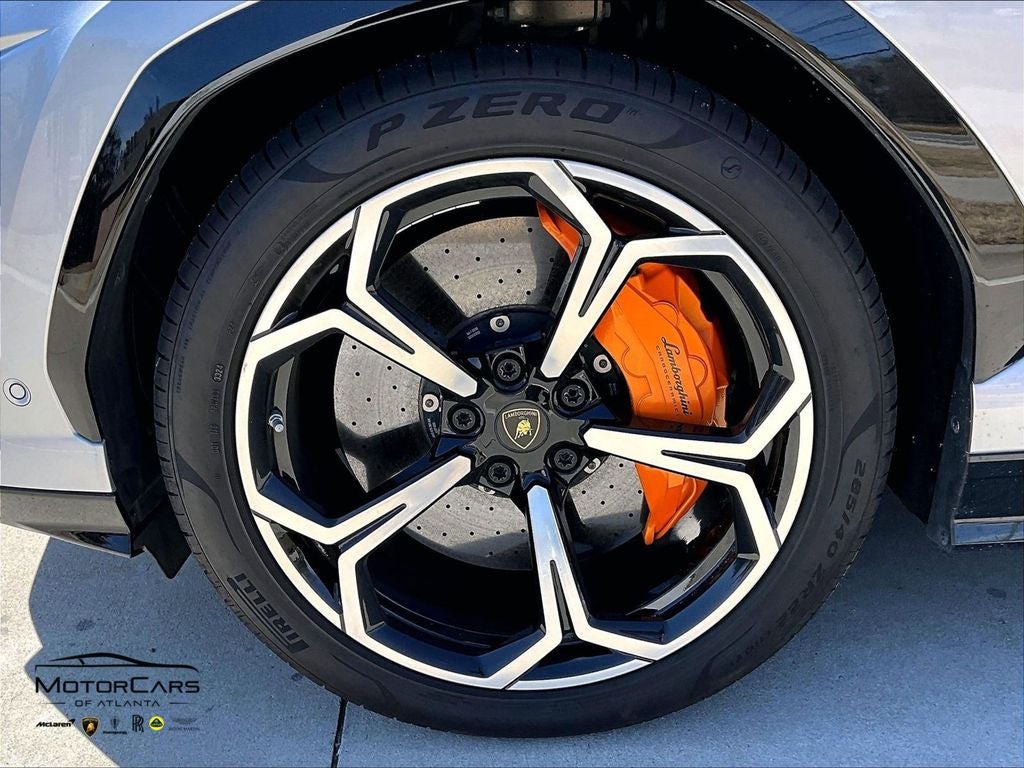 2020 Lamborghini Urus Base