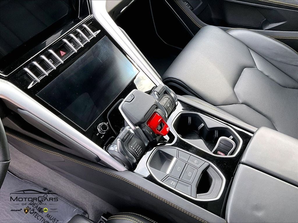 2020 Lamborghini Urus Base