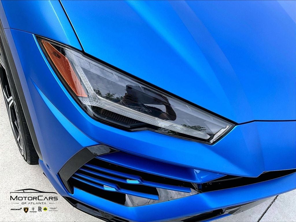 2020 Lamborghini Urus Base